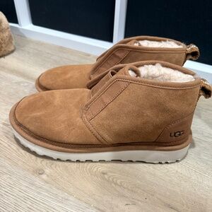Ugg Neumel Boot Suede Chestnut size 9 - 39